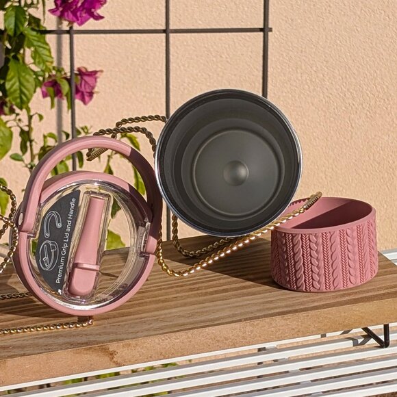 🌸 LIMITED EDITION HydroJug 40oz Sport, WILDFLOWER + Custom Boot - Picture 5 of 7